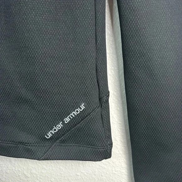 Under Armour Fitted Long Sleeve Pullover - Picture 2 of 6